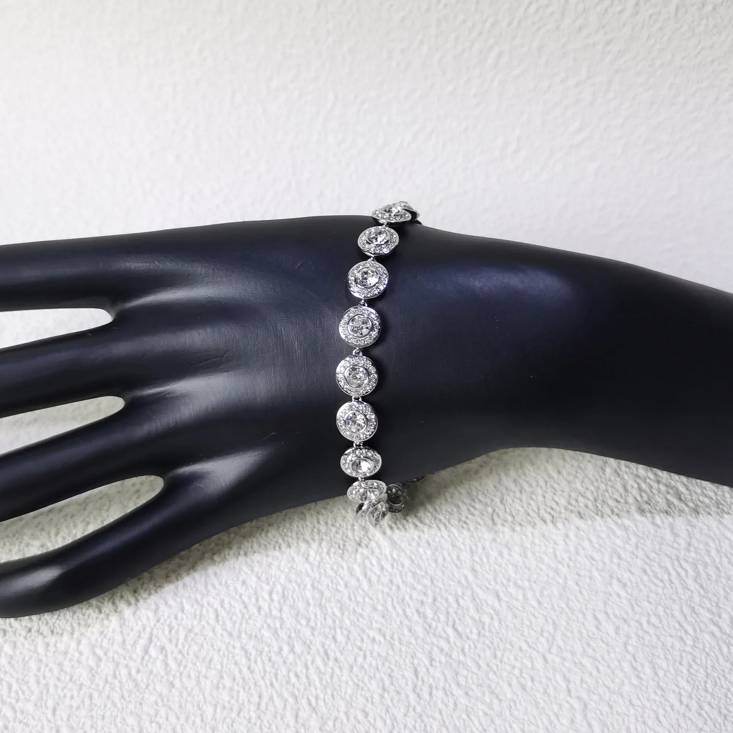 swarovski  2026 New Original Round Water Drop Crystal High Jewelry Set Fashion Dazzling Women's Bracelet Earring Necklace Ring Wedding Gift